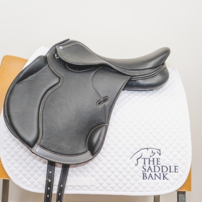 Image of 17.5 inch Cavaletti Collection Monoflap Jump Black Adjustable