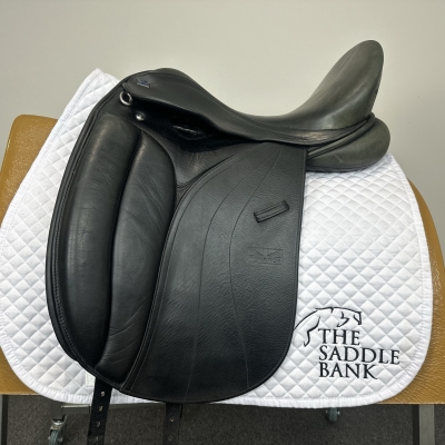 Image of 17 inch GFS Monarch Dressage S614 Black Adjustable
