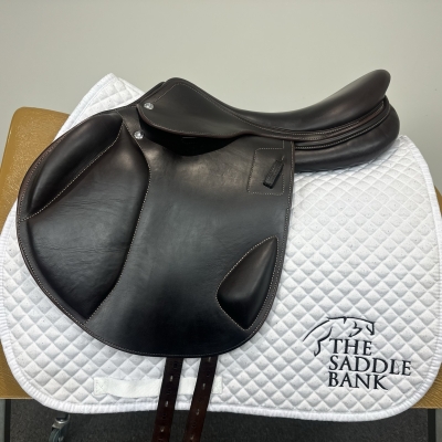 Image of 17 inch Prestige Renaissance M K Brown Medium Wide