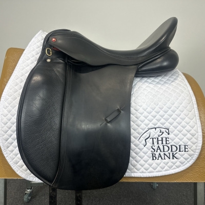 Image of 17.5 inch Albion K2 Dressage Black Medium