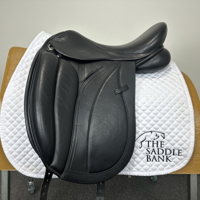 Image of 17 inch GFS Monarch Dressage Low Cantle S655 Black Adjustable