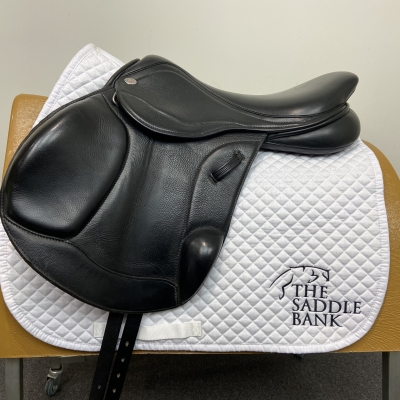 Image of 17.5 inch Winners Circle Monoflap Jump Black Medium