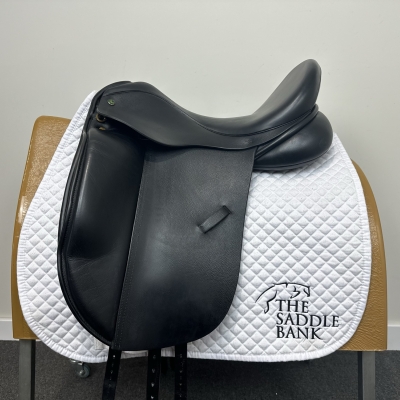Image of 17.5 inch Ideal Suzannah Dressage Black Wide
