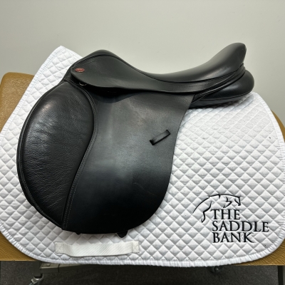 Image of 16.5 inch Kent and Masters Pony Club MPO Black Adjustable