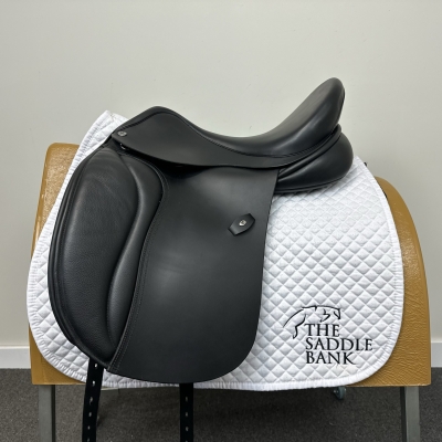 Image of 17.5 inch Ideal Technical and Traditional (T and T) Twinflap Dressage Black Adjustable