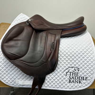 Image of 17.5 inch Devoucoux Chiberta Lab Brown Medium