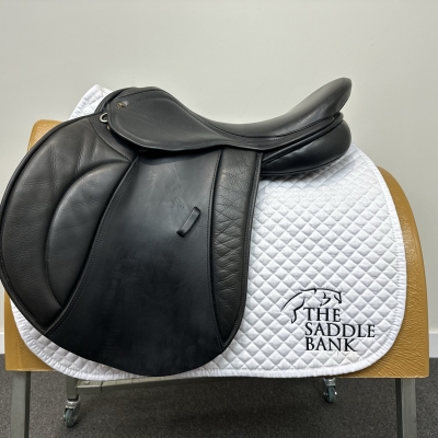 Image of 18 inch Pony Cob Horse Bowlands GP Black Extra Wide