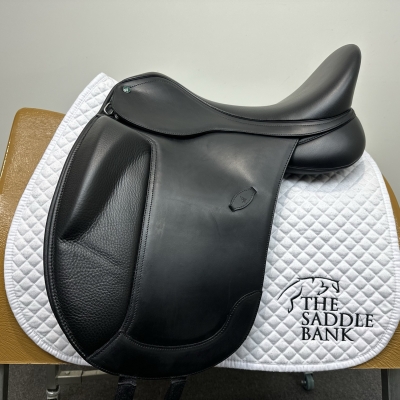 Image of 17.5 inch Arena Monoflap Dressage Black Adjustable