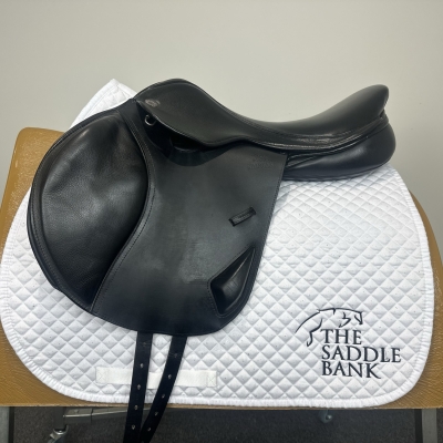 Image of 17.5 inch Fairfax Classic XC Monoflap Small Block MXC Black Adjustable