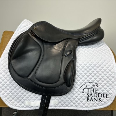 Image of 17.5 inch Ideal Integra MKII Monoflap Black Medium Wide