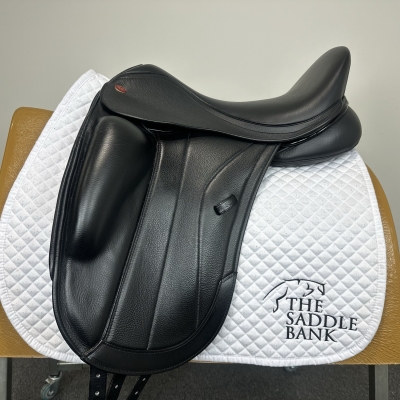 Image of 17.5 inch Kent and Masters Competition Series Monoflap Dressage Black Adjustable