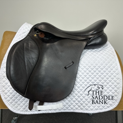 Image of 17 inch Kent and Masters Original Flat back GP MGU Brown Adjustable