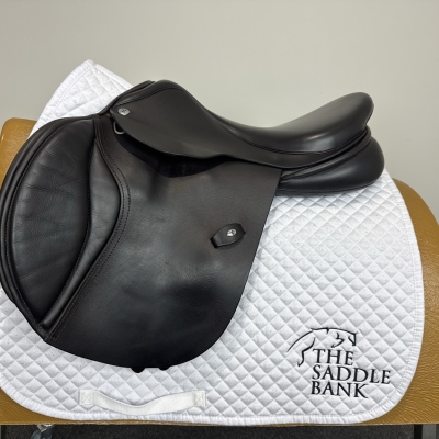 Image of 16.5 inch Ideal Technical and Traditional (T and T) Twinflap Jump Brown Adjustable