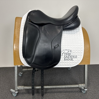 Image of 18 inch Ideal Sophia Dressage Black Medium Wide