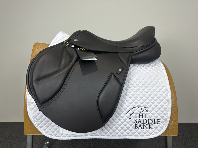 Ideal Gazelle Jump ƎXL Saddle, jump saddle from The Saddle Bank