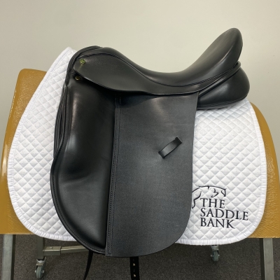 Image of 17.5 inch Ideal Suzannah Dressage Black Extra Wide