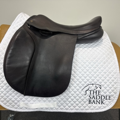 Image of 16 inch Black Country Working Hunter Black Medium Wide