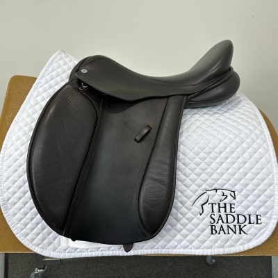 Image of 16.5 inch Andrea Hicks (AH) Elite VSD Brown Wide