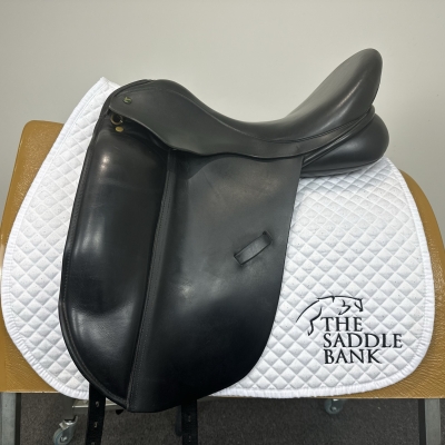 Image of 17.5 inch Ideal Suzannah Dressage Black Medium Wide