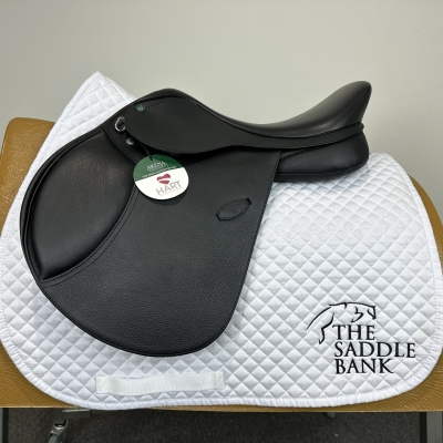 Image of 16 inch Arena Pony Jump Black Adjustable