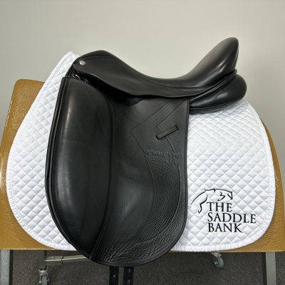 Image of 17.5 inch Jeffries Wembley Pro Dressage Black Adjustable