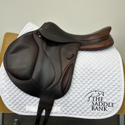 Image of 18 inch Devoucoux Chiberta O Brown Medium Wide