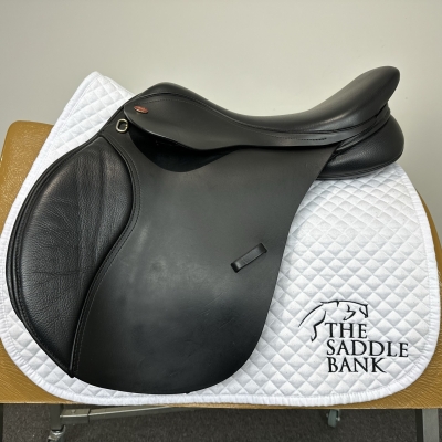 Image of 17.5 inch Kent and Masters Original Flat back GP MGU Black Adjustable