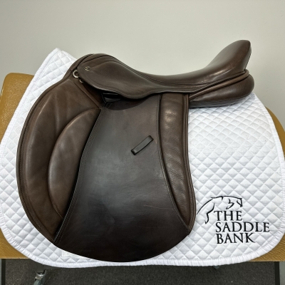Image of 17.5 inch Pony Cob Horse Bowlands GP Brown Wide