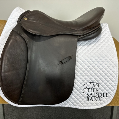 Image of 17.5 inch Silhouette Show Brown Wide