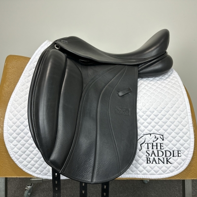 Image of 17.5 inch GFS Monarch Cob Dressage S656 Black Adjustable
