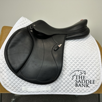 Image of 16.5 inch Equipe Synergy Special Black Medium Wide