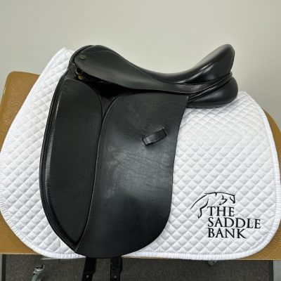 Image of 16 inch Ideal Jessica Dressage Black Medium Wide