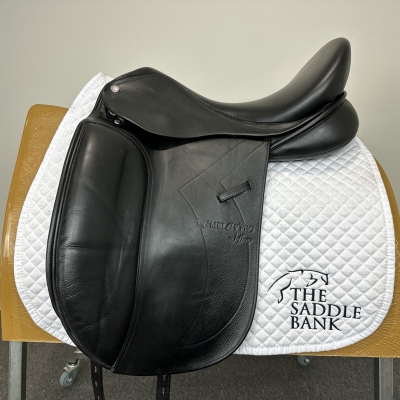 Image of 18 inch Jeffries Wembley Pro Dressage Black Adjustable