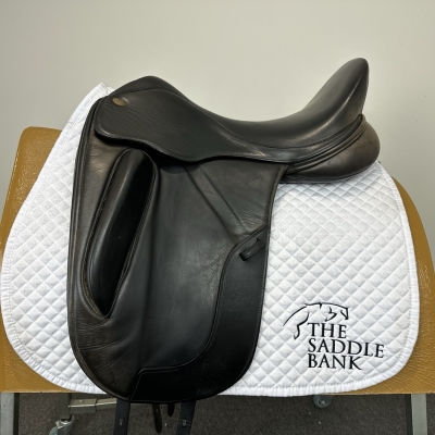 Image of 17.5 inch Fairfax Original Monoflap Dressage Black Adjustable