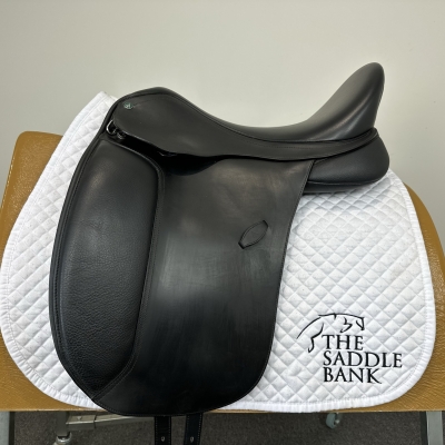 Image of 17.5 inch Arena Dressage Black Adjustable
