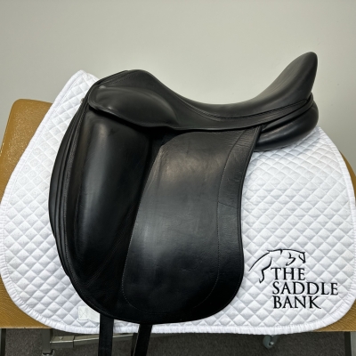 Image of 17.5 inch Childeric DAC Dressage Black Medium Wide