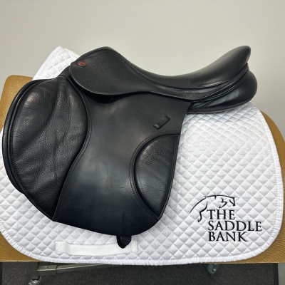 Image of 17.5 inch Kent and Masters S-Series Jump MJJ Black Adjustable