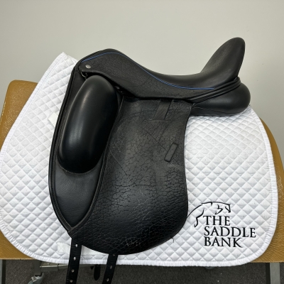 Image of 17 inch Custom Saddlery Wolfgang Omni Monoflap Black Medium Wide