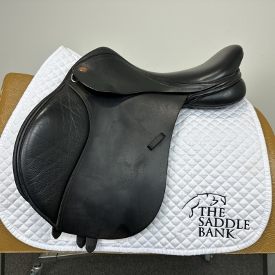 Image of 16.5 inch Kent and Masters Pony Club Long Leg MLL Black Adjustable