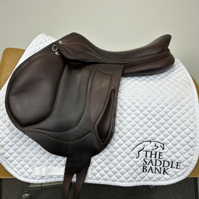 Image of 17.5 inch Devoucoux Chiberta Lab Brown Medium Wide