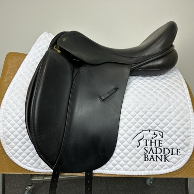 Image of 17.5 inch Ideal Jessica Dressage Black Medium Wide