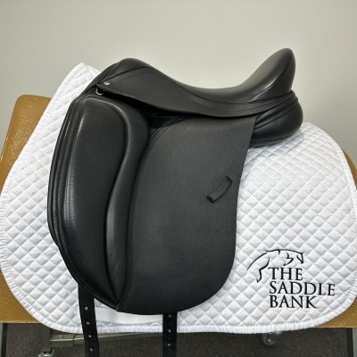 Image of 16 inch Loxley Dressage Black Wide