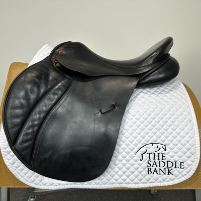 Image of 17.5 inch Albion Tzar GP Black Medium Wide