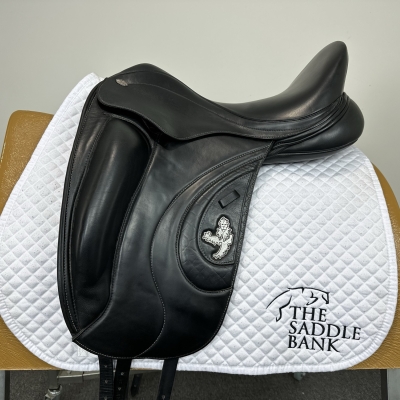 Image of 17 inch Fairfax World Class SD Black Adjustable