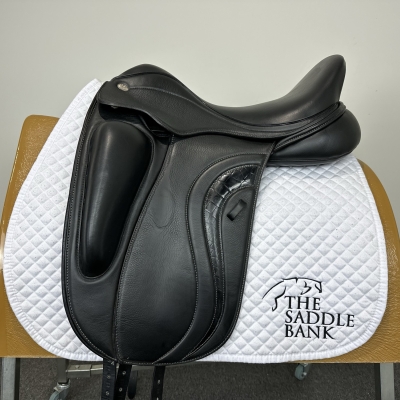 Image of 17.5 inch Fairfax Elias Black Medium Wide