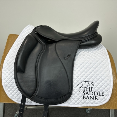 Image of 17 inch Cavaletti Collection Monoflap Dressage Black Adjustable