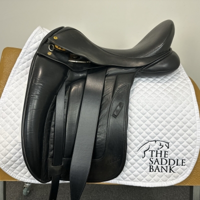 Image of 17.5 inch Black Country Vinici Dressage Black Medium Wide