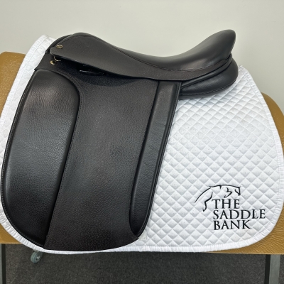 Image of 17 inch Black Country Classic Show Brown Wide