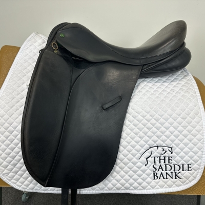 Image of 17.5 inch Ideal Jessica Dressage Black Medium Wide
