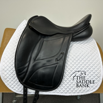 Image of 17.5 inch Ideal Impala Professional Dressage Black Medium